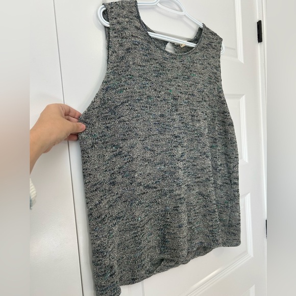 Eileen Fisher Linen Blend Sleeveless Open Back Blouse - Picture 3 of 7